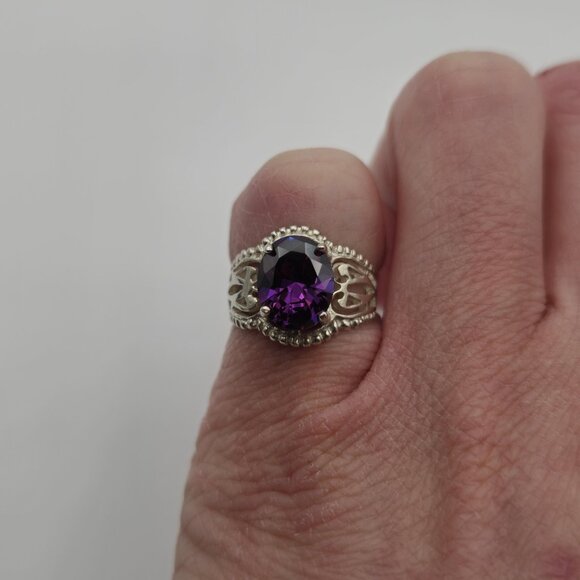 Size 5.25 Sterling Silver Fancy Purple Cubic Zirconia Petite Ring A3224 - Picture 4 of 9